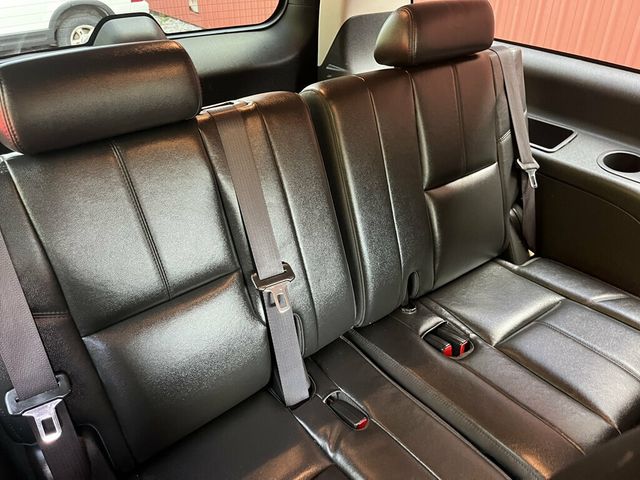 2012 GMC Yukon XL 4WD 4dr 1500 SLT - 23072857 - 32