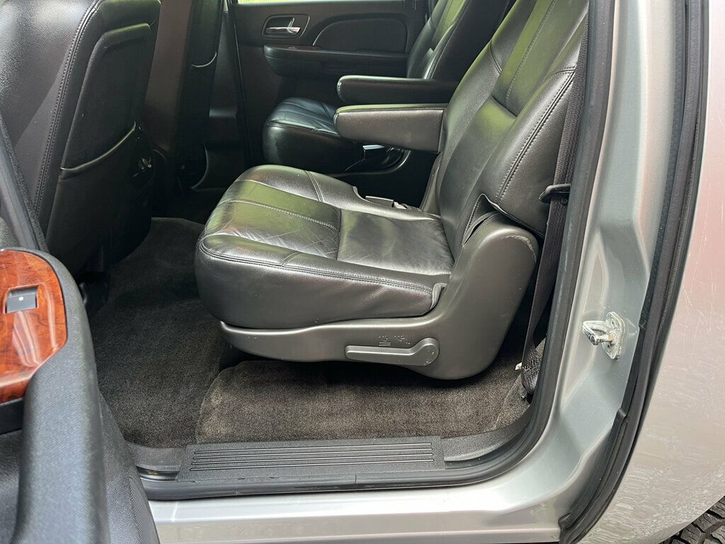 2012 GMC Yukon XL 4WD 4dr 1500 SLT - 23072857 - 46