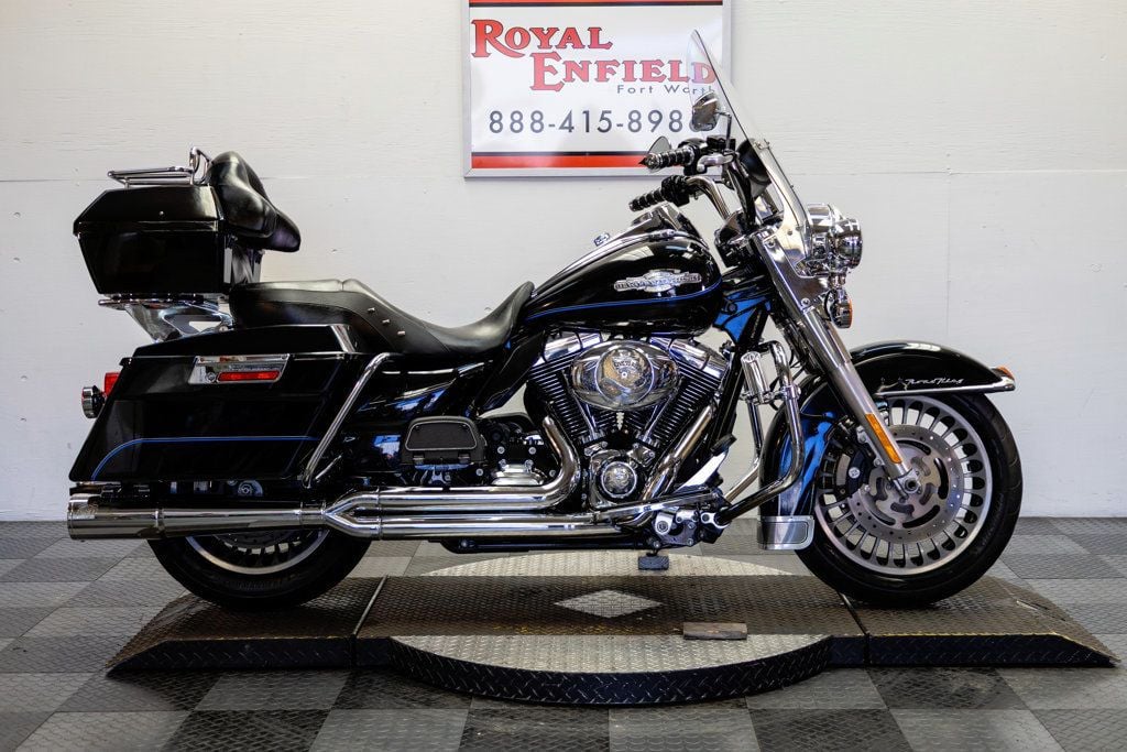 2012 Harley-Davidson FLHR ROAD KING NICE TOURING BIKE!!! - 22942232 | Video 1