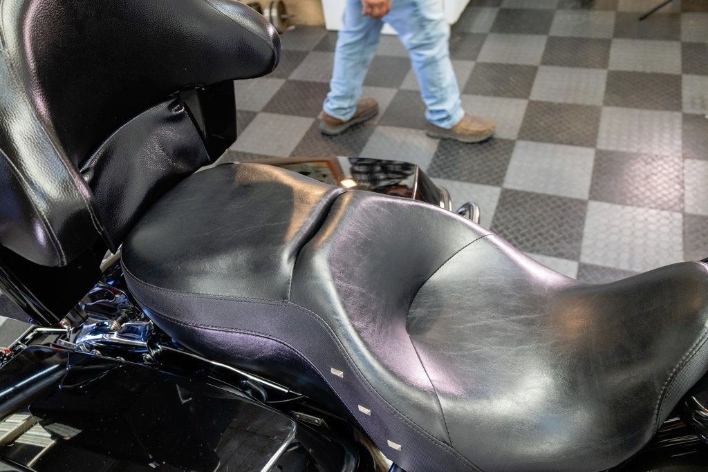 2012 Harley-Davidson FLHR ROAD KING NICE TOURING BIKE!!! - 22942232 - 14