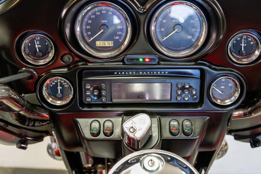 2012 Harley-Davidson FLHTCU Ultra Classic NICE TOURING BIKE!!! - 22942275 - 9