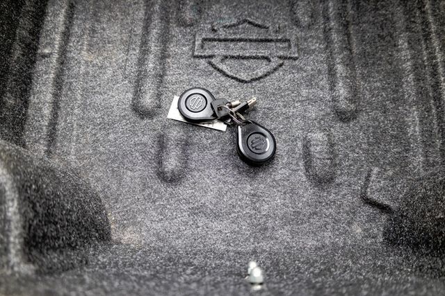 2012 Harley-Davidson FLHTCU Ultra Classic NICE TOURING BIKE!!! - 22942275 - 29