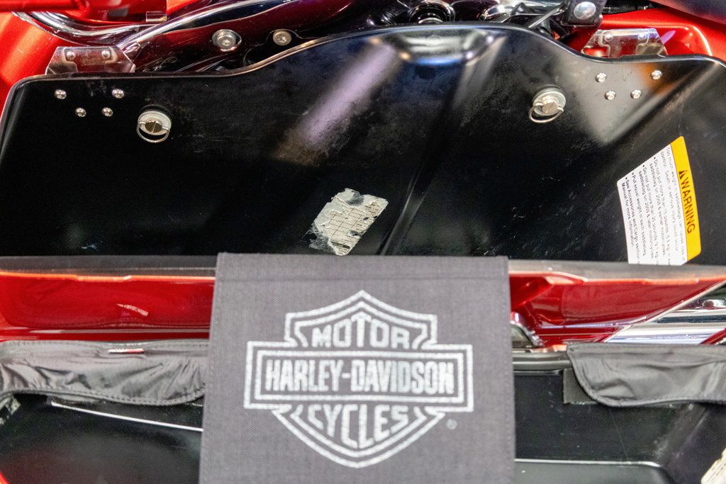 2012 Harley-Davidson FLHTCU Ultra Classic NICE TOURING BIKE!!! - 22942275 - 30