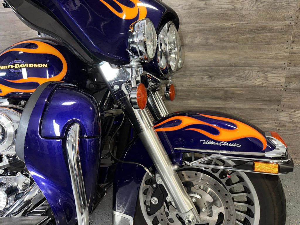 2012 Harley-Davidson FLHTCU Ultra Classic Electra Glide One Owner! - 22921563 - 5
