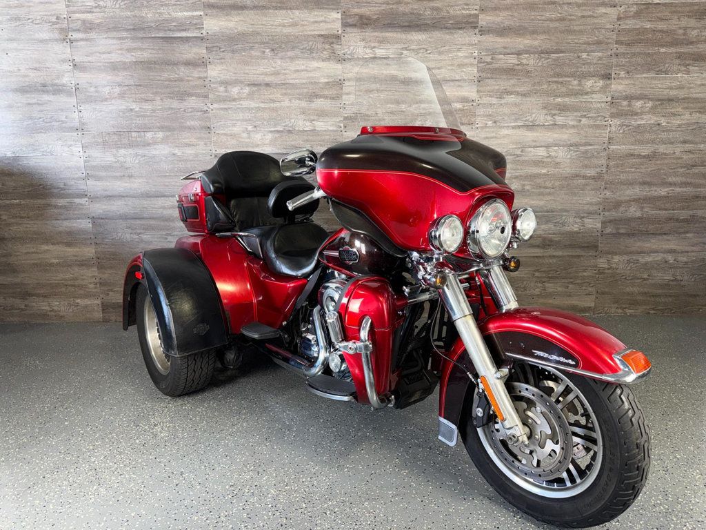 2012 Harley-Davidson FLHTCUTG Triglide Ultra Classic One Owner! - 23024442 - 3
