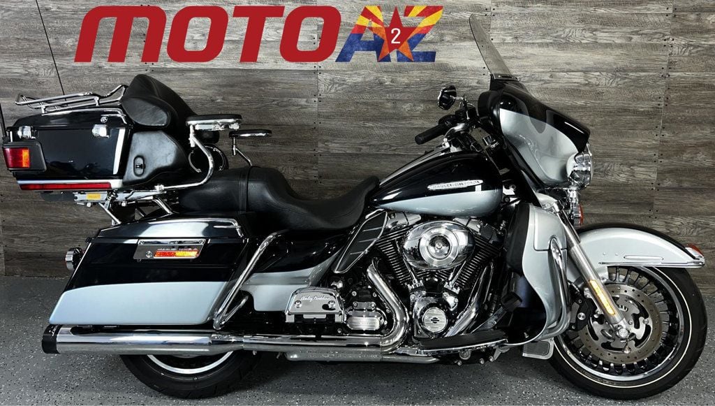 2012 Harley-Davidson FLHTK Electra Glide Ultra Limited One Owner! - 22757177 - 0