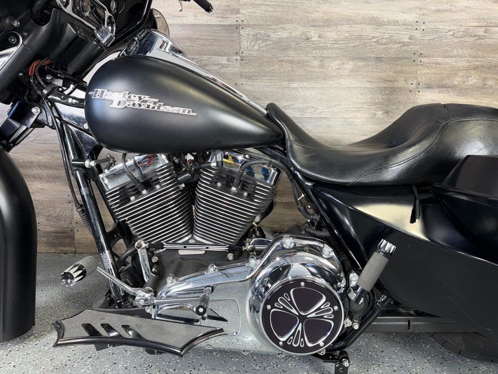 2012 Harley-Davidson FLHX Street Glide Custom! - 23001542 - 13