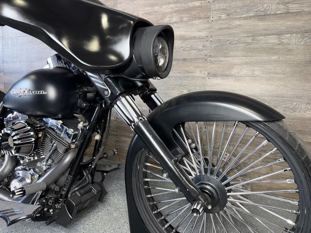 2012 Harley-Davidson FLHX Street Glide Custom! - 23001542 - 4