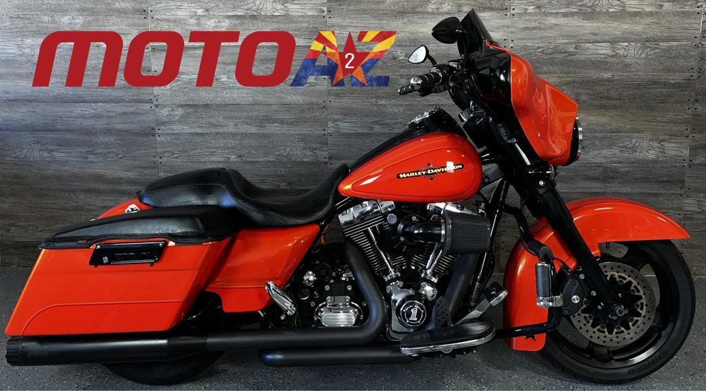 2012 Harley-Davidson FLHX Street Glide LOW MILES! - 22727317 - 0