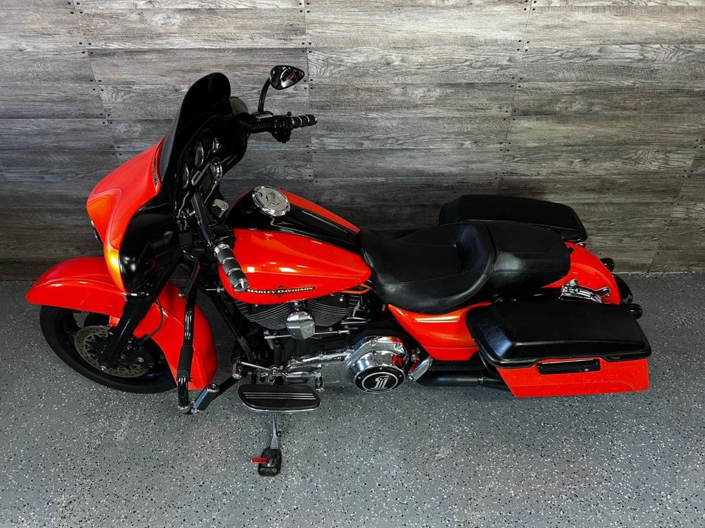 2012 Harley-Davidson FLHX Street Glide LOW MILES! - 22727317 - 15