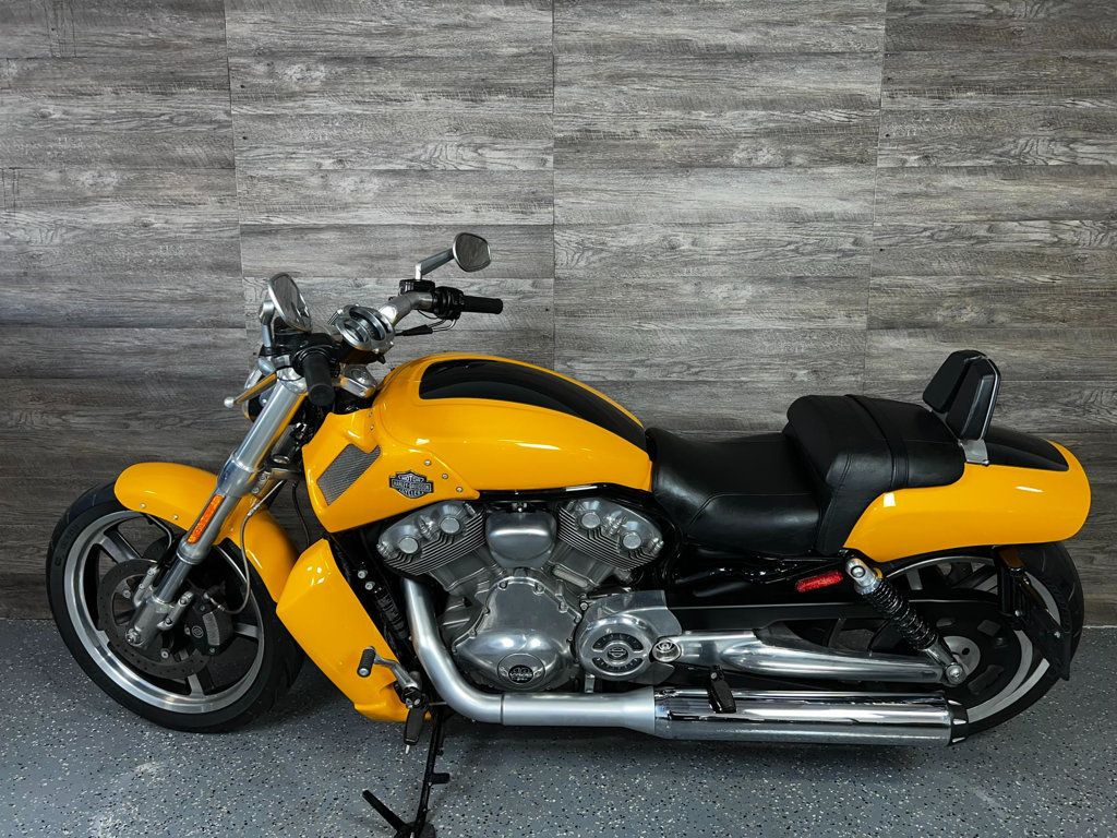 2012 Harley-Davidson VRSCF V Rod Muscle LOW MILES! - 22368632 - 10