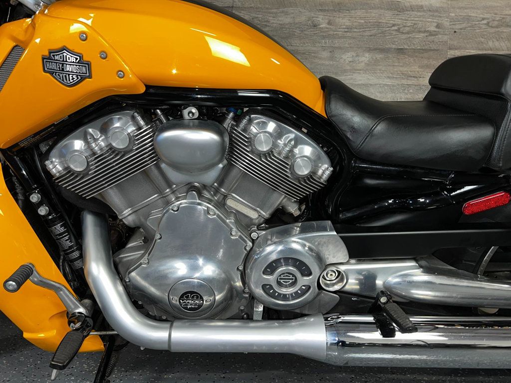 2012 Harley-Davidson VRSCF V Rod Muscle LOW MILES! - 22368632 - 12