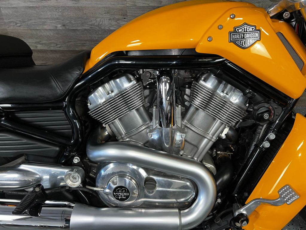 2012 Harley-Davidson VRSCF V Rod Muscle LOW MILES! - 22368632 - 4