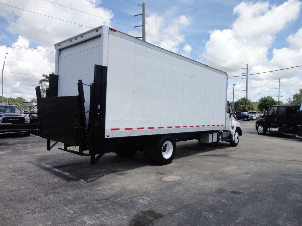 2012 HINO 268A 24FT DRY BOX TRUCK. CARGO TRUCK. RAIL GATE UNDER CDL - 21469750 - 2