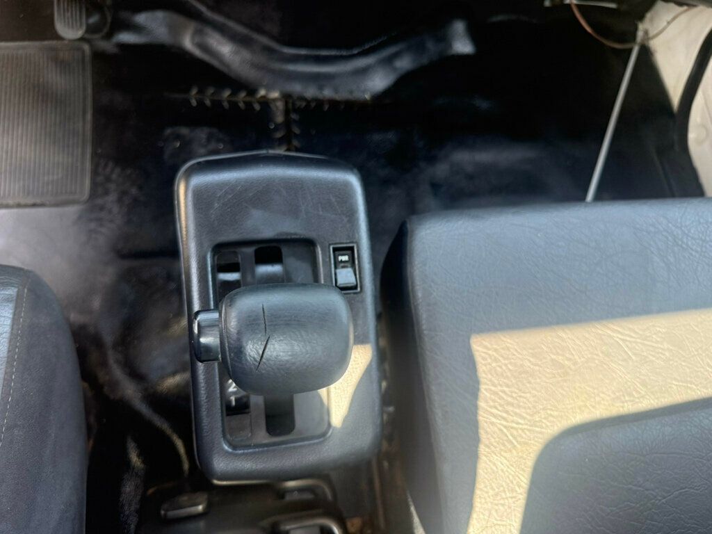 2012 HINO 338 CAB N CHASSIS READY TO WORK MANY OTHERS IN STOCK FINANCING AVAILABLE - 22881531 - 39