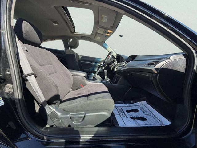 2012 Honda Accord Coupe 2dr I4 Manual EX - 22992273 - 19