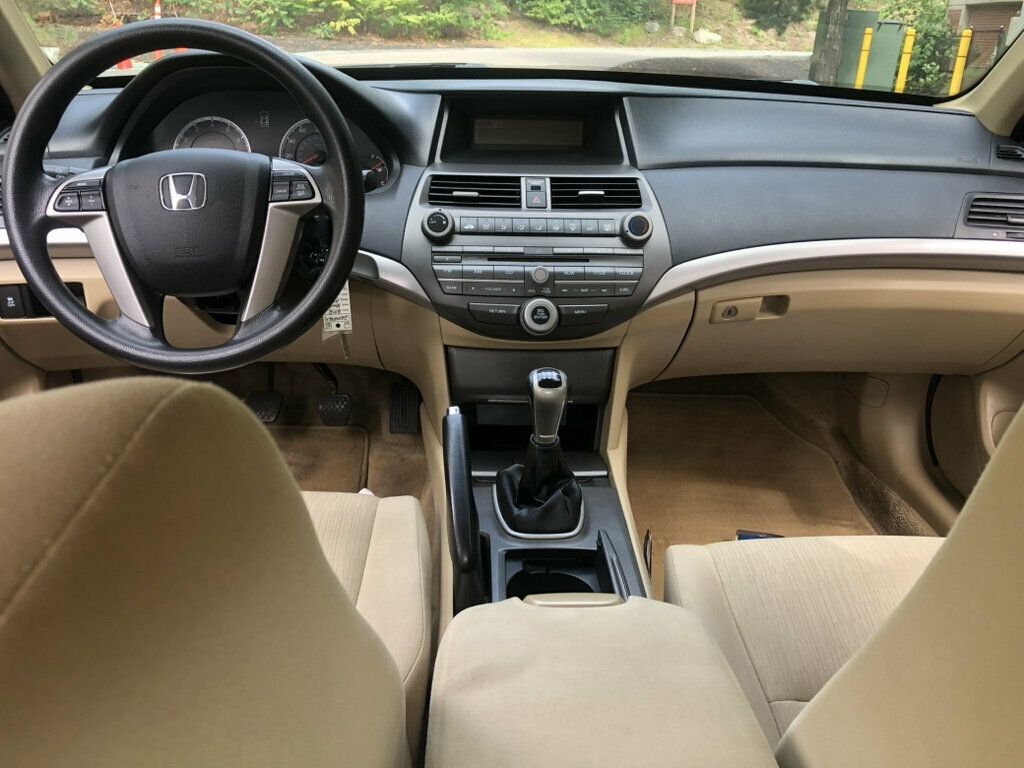 2012 Honda Accord Sedan 4dr I4 Manual LX - 23079692 - 5
