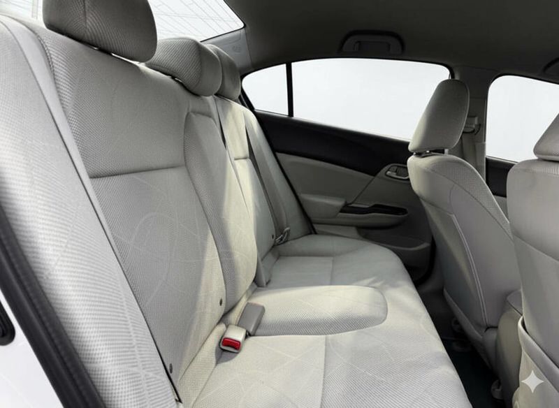 2012 Honda Civic LX 4dr Sedan 5A - 22949103 - 15