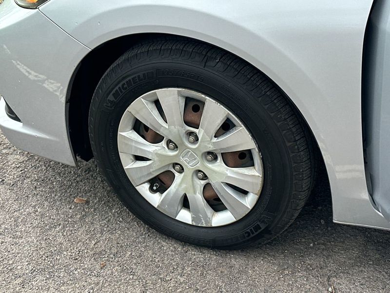 2012 Honda Civic Coupe 2dr Automatic LX - 22972524 - 10