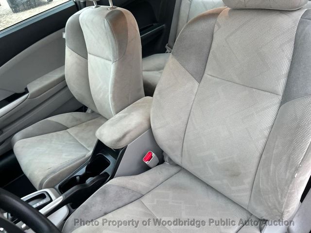 2012 Honda Civic Coupe 2dr Automatic LX - 22954567 - 5