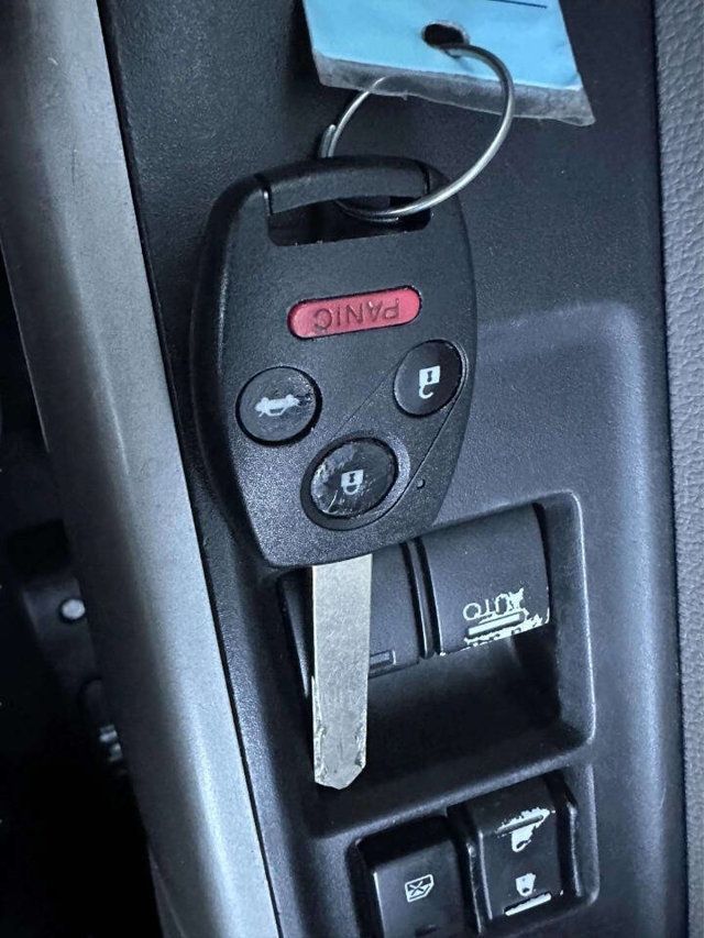 2012 Honda Civic Coupe 2dr Automatic LX - 22960695 - 21