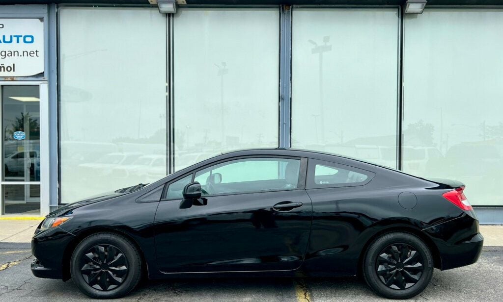 2012 Honda Civic Coupe 2dr Automatic LX - 22844290 - 1