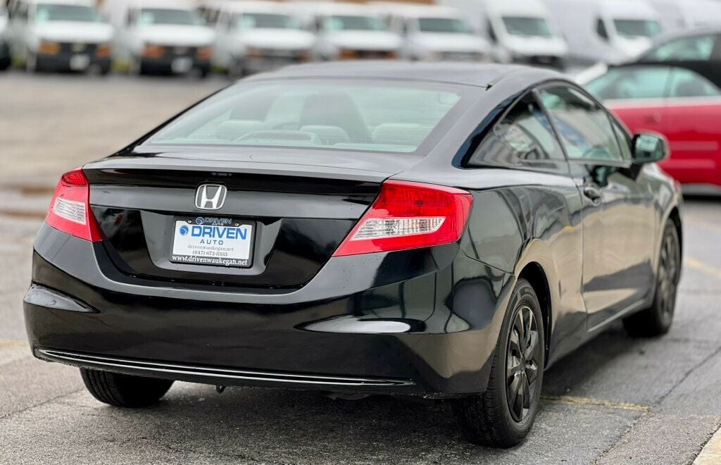 2012 Honda Civic Coupe 2dr Automatic LX - 22844290 - 4