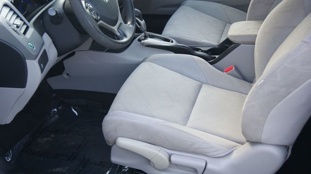 2012 Honda Civic Coupe 3 MONTH WARRANTY , JUST SERVICED , VERY CLEAN INSIDE AND OUT  - 23072445 - 26