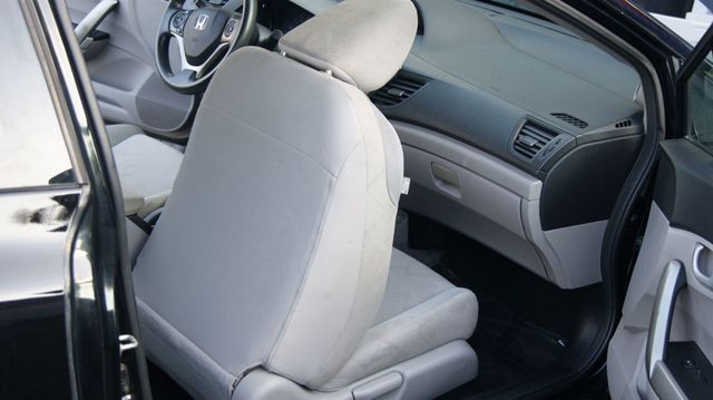 2012 Honda Civic Coupe 3 MONTH WARRANTY , JUST SERVICED , VERY CLEAN INSIDE AND OUT  - 23072445 - 43