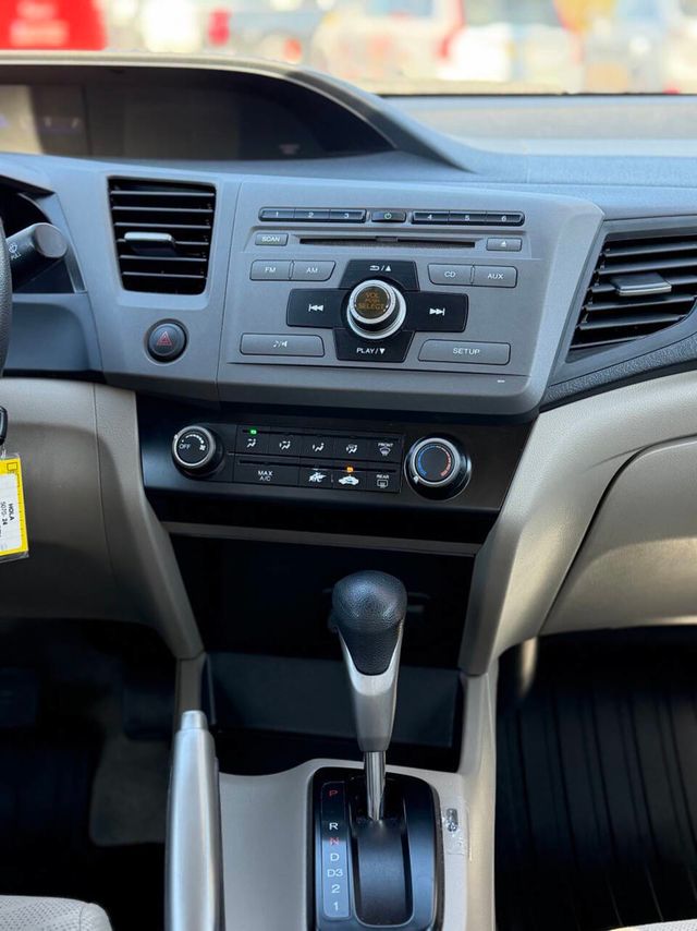 2012 Honda Civic Sedan 4dr Automatic LX - 22981791 - 10