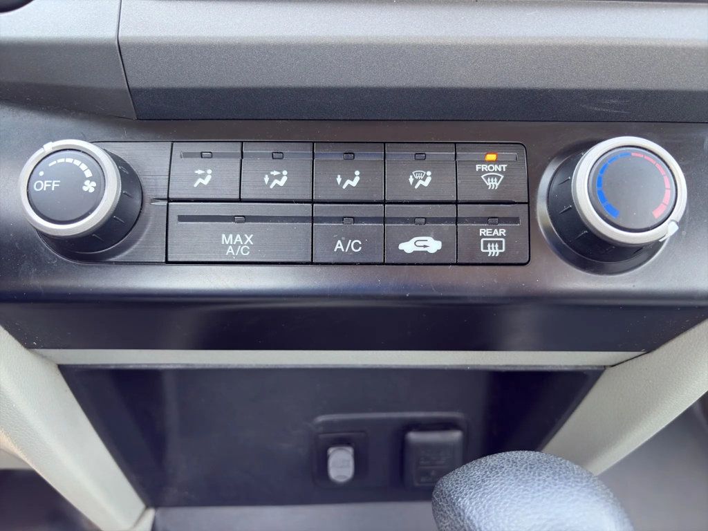 2012 Honda Civic Sedan 4dr Automatic LX - 23041535 - 11