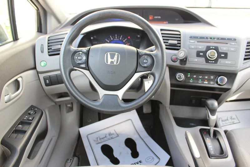 2012 Honda Civic Sedan 4dr Automatic LX - 22890559 - 17