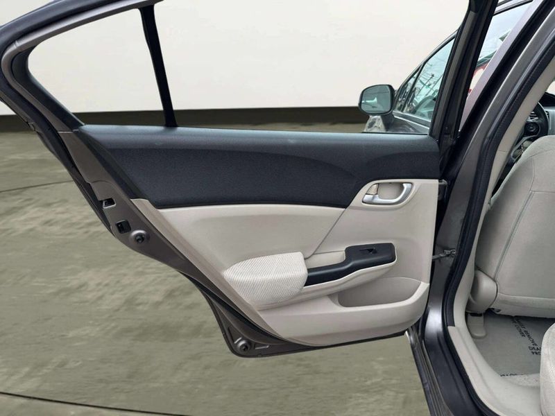 2012 Honda Civic Sedan 4dr Automatic LX - 22993960 - 11