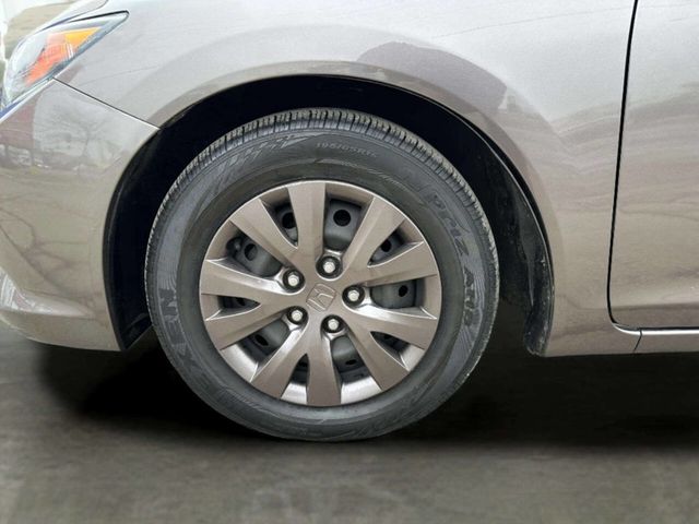 2012 Honda Civic Sedan 4dr Automatic LX - 22993960 - 31