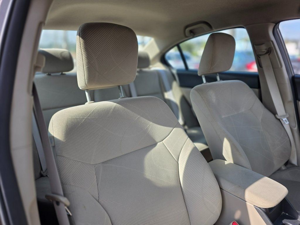 2012 Honda Civic Sedan 4dr Automatic LX - 22975147 - 9