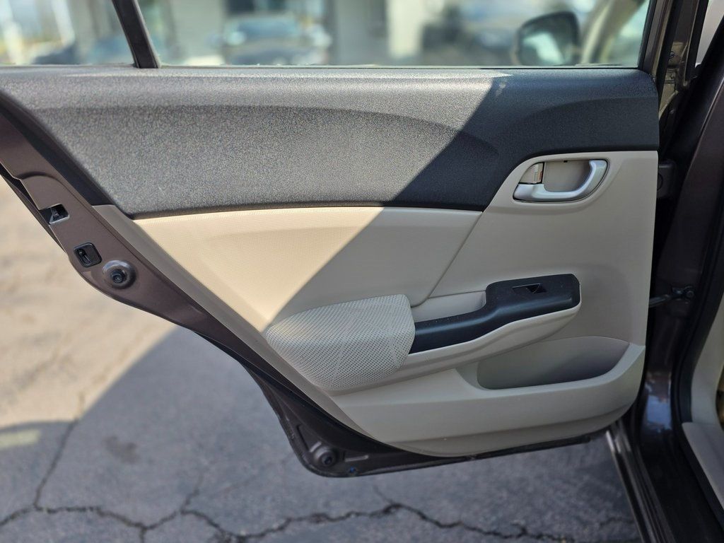 2012 Honda Civic Sedan 4dr Automatic LX - 22975147 - 17