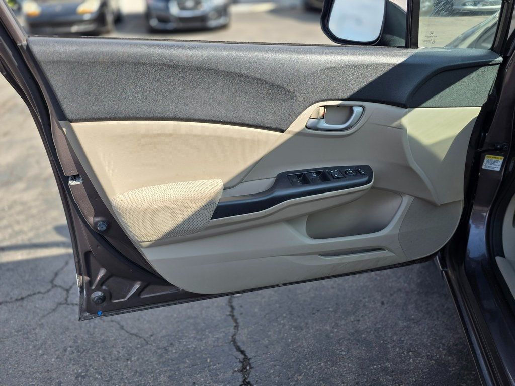 2012 Honda Civic Sedan 4dr Automatic LX - 22975147 - 18