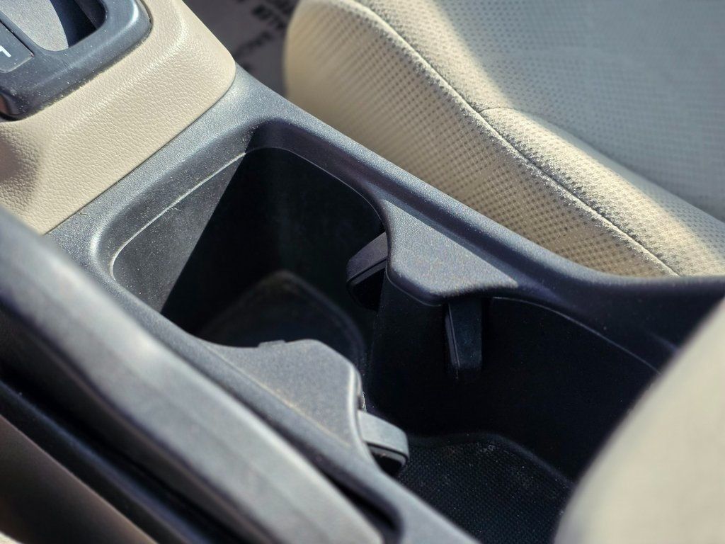 2012 Honda Civic Sedan 4dr Automatic LX - 22975147 - 28