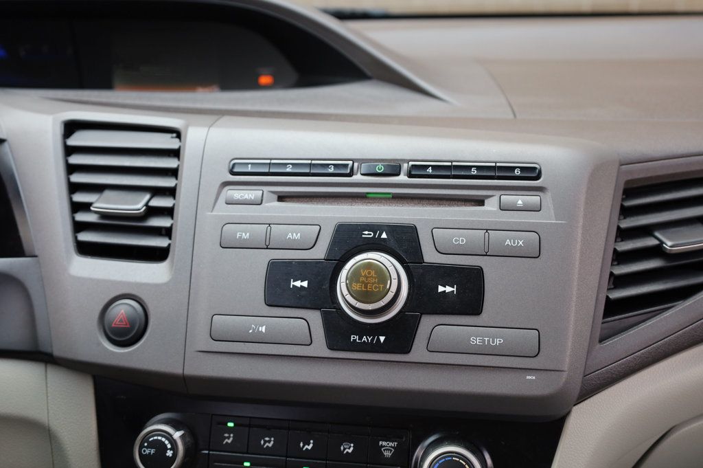 2012 Honda Civic LX photo 29