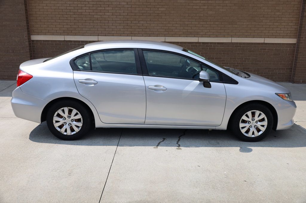 2012 Honda Civic LX photo 4