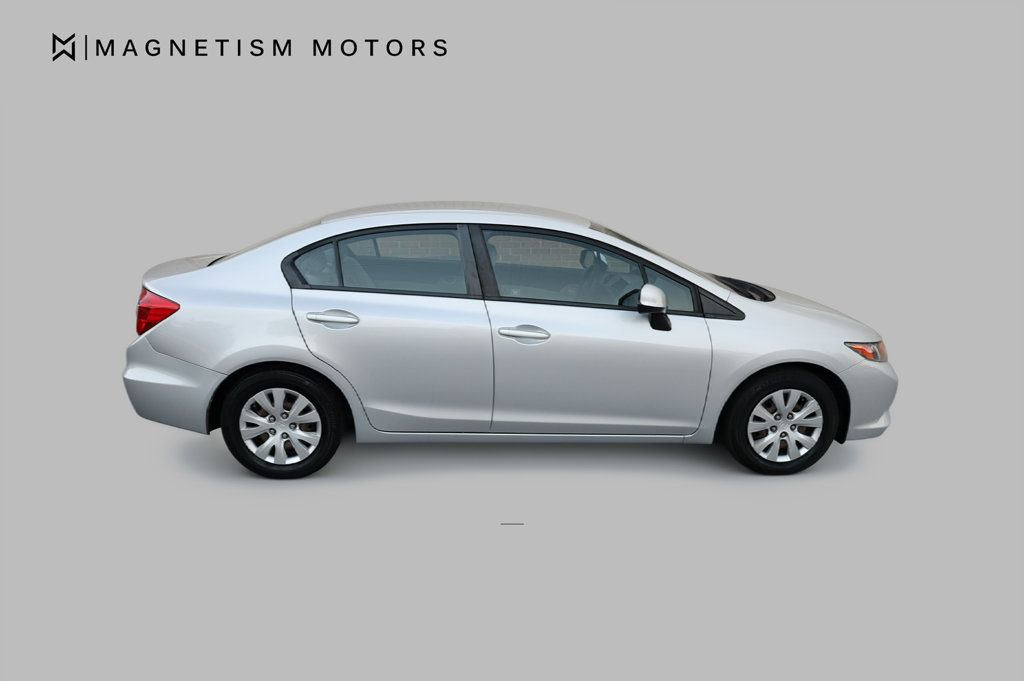 2012 Honda Civic LX photo 2
