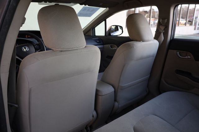 2012 Honda Civic Sedan 4dr Automatic LX - 22976728 - 16