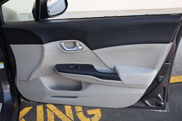 2012 Honda Civic Sedan 4dr Automatic LX - 22976728 - 21