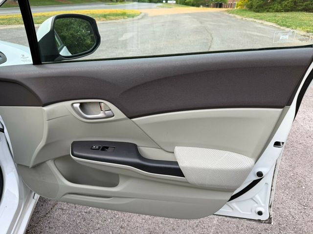 2012 Honda Civic Sedan Automatic, LX, Taffeta White, Stone Interior - 23028193 - 20