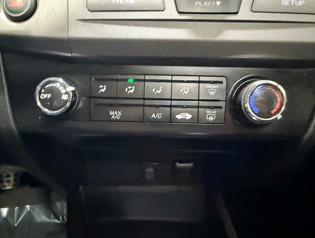 2012 Honda Civic Sedan Si - 22956384 - 19