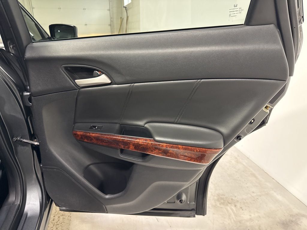 2012 Honda Crosstour 4WD V6 5dr EX-L - 22974634 - 40