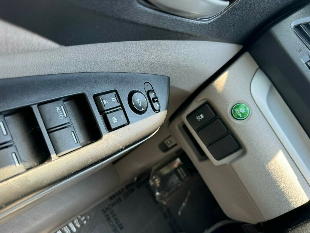 2012 Honda CR-V 2WD 5dr EX - 22883437 - 15