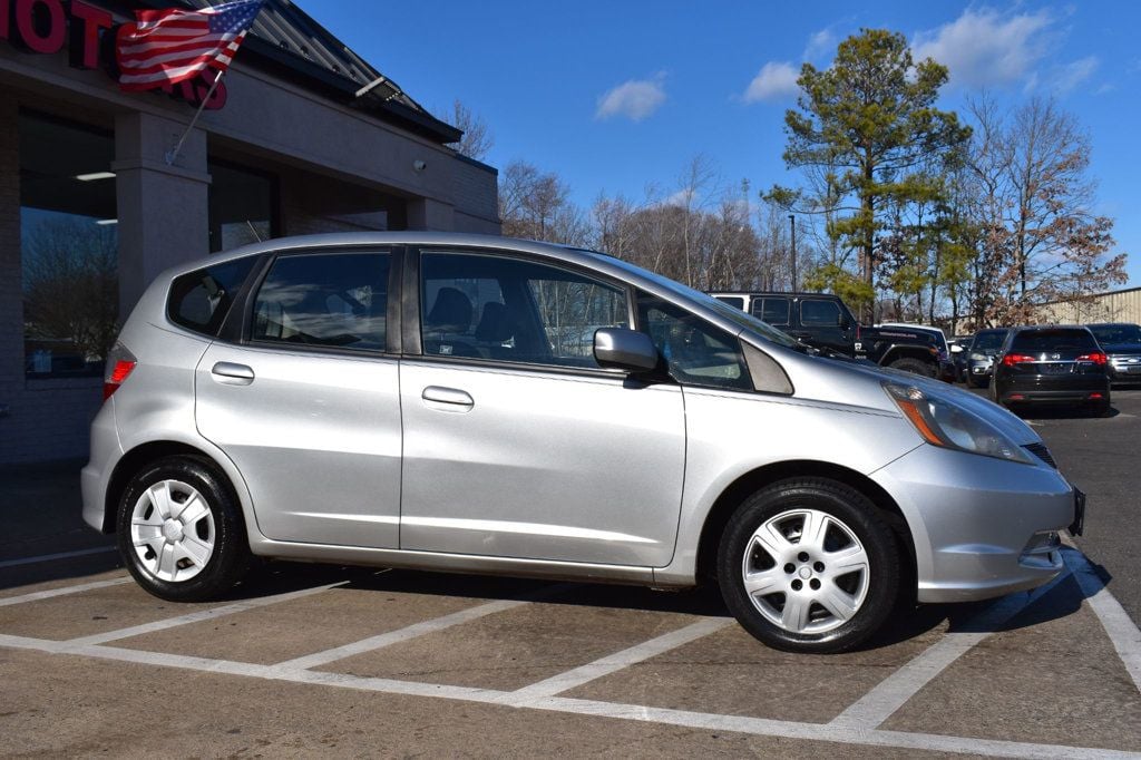 2012 Honda Fit 5dr Hatchback Manual - 22734975 - 5