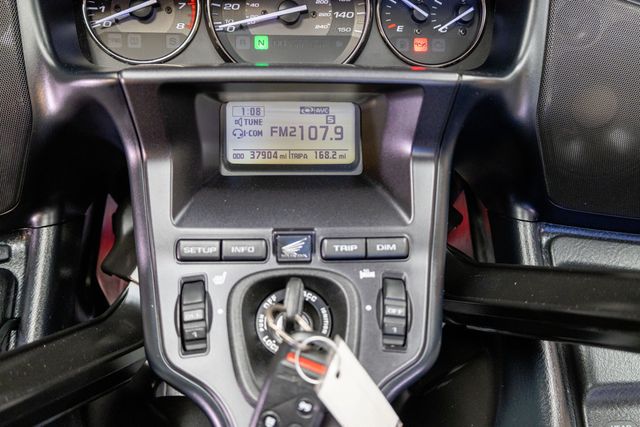 2012 Honda GL1800 GOLDWING NICE TOURING BIKE!!! - 22940645 - 14