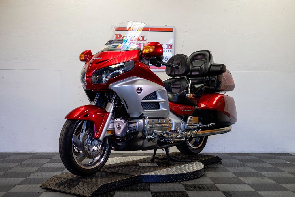 2012 Honda GL1800 GOLDWING NICE TOURING BIKE!!! - 22940645 - 4